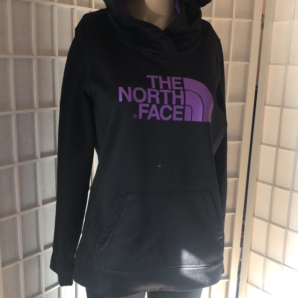 The North Face  Pullover Hoodie